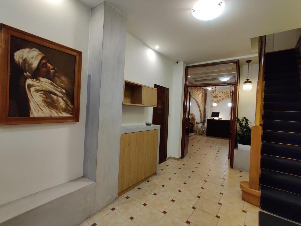 Morfeas Hotel La Canea Exterior foto